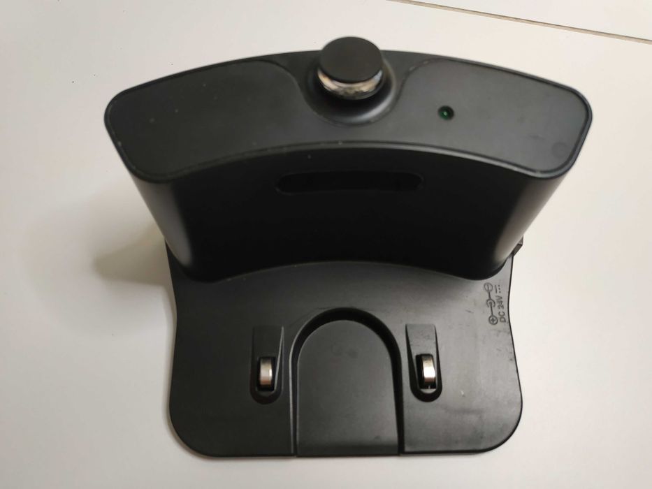 Зарядная док-станция и адаптер для робота-пылесоса Ariete