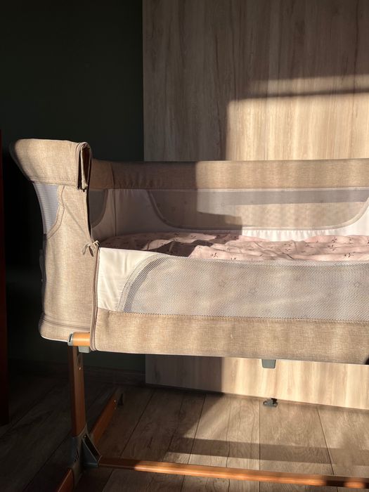 Łóżeczko dostawka z materacem Momi Smart Bed