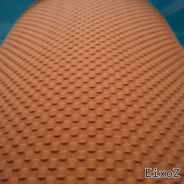 Candeeiro de mesa E27 com Lâmpada LED - NOVO Ref: 002