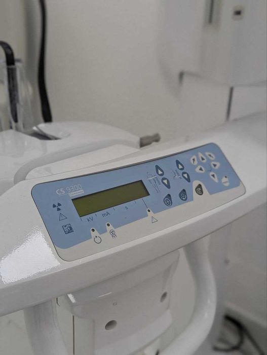 Томограф Carestream CS 9300
