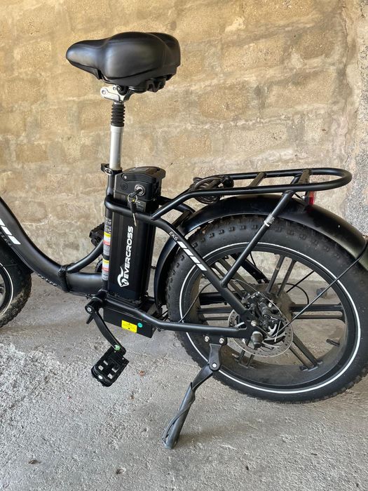 Bicicleta elétrica dobrável