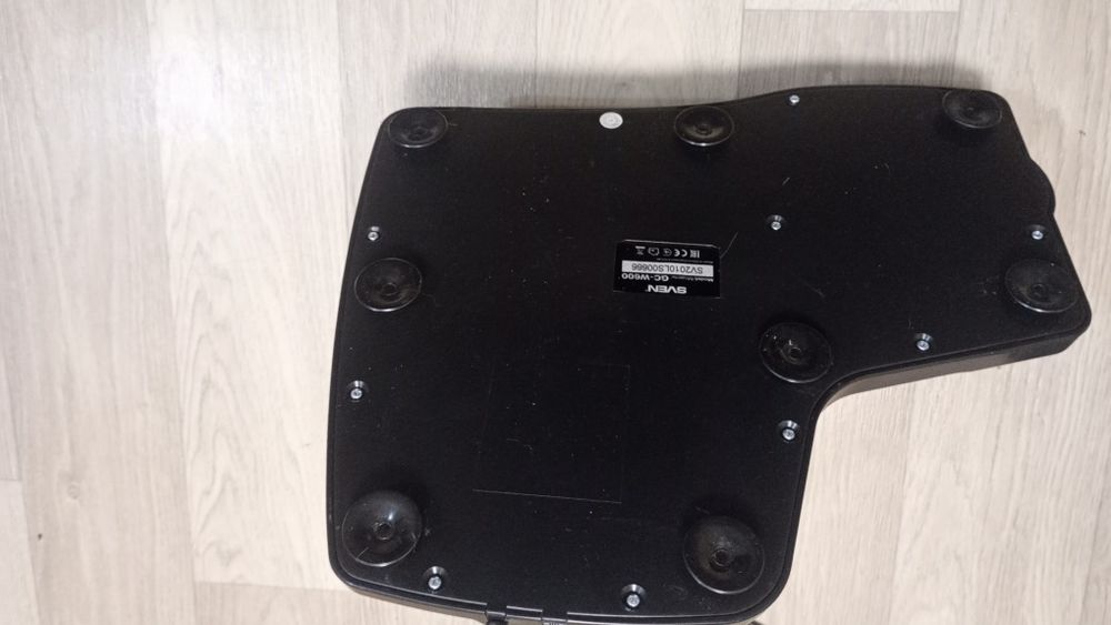 Игровой руль Sven GC-W600