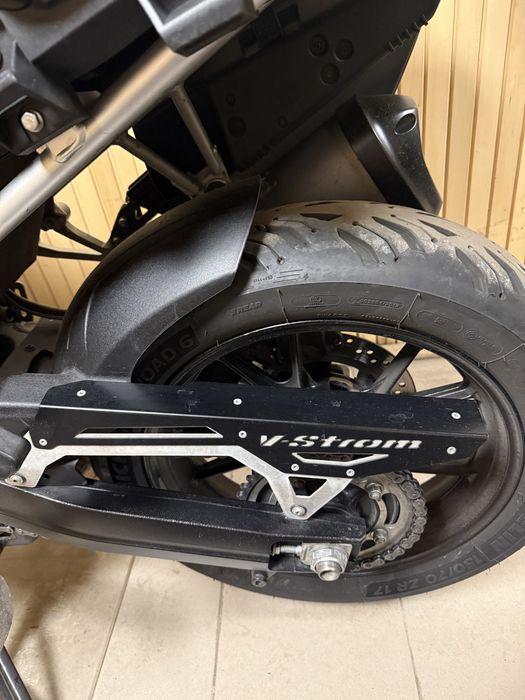 SUZUKI V-strom 1000