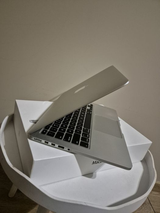 MacBook Pro Retina 13インチ Late 2013 250GB MacBook Pro ☆MacBook (Retina, 13-inch, Late 2013)・Core i5 2.4GHz