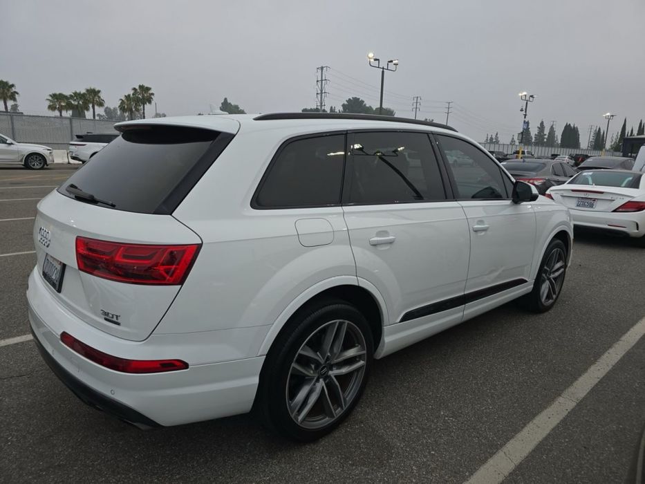 Audi q7 prestige АВТО З США