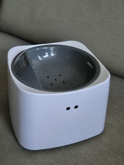 Поїлка, фонтан, котів чи собак з датчиком руху та акумулятором ELS Pet