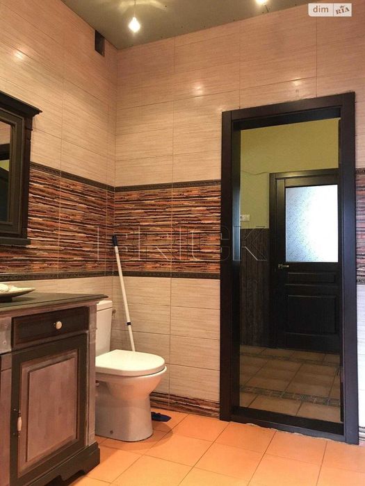 Продам 3х поверховий будинок 408м2 Київ Добрий шлях 63 Голосіївський район
