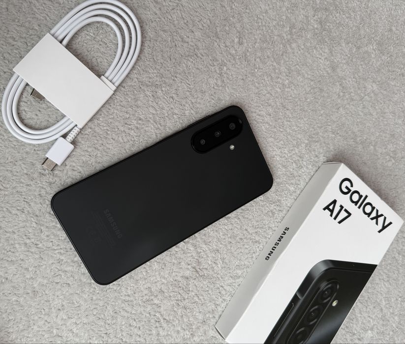 Смартфон Samsung Galaxy A17 4/128Gb Black