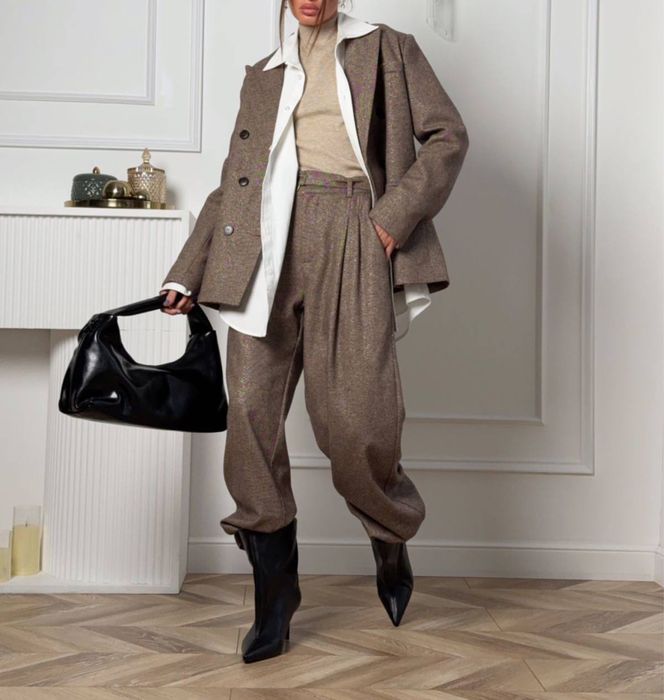 Костюм жіночий бренд