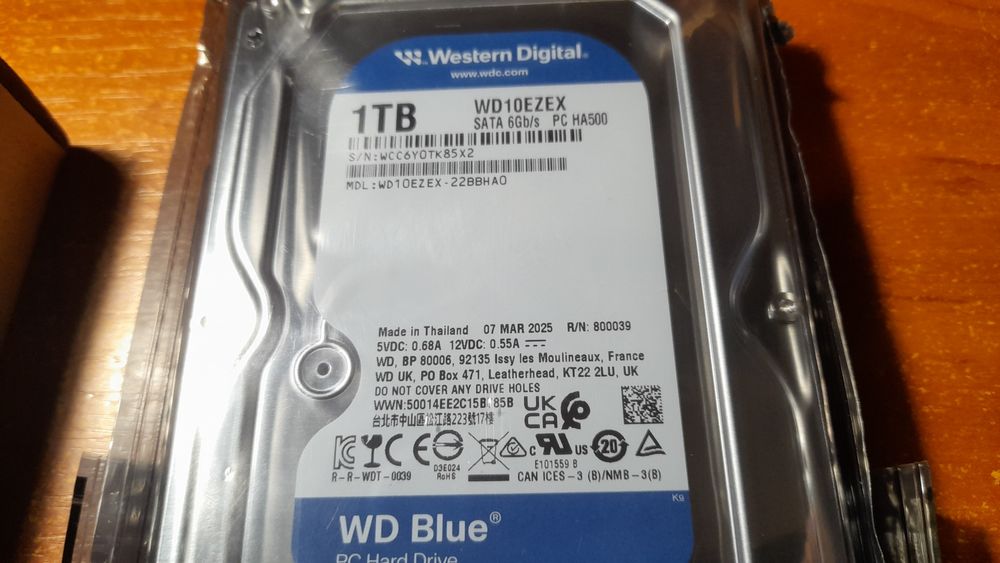 Жорсткий диск hdd WD10EZEX 1TB новий