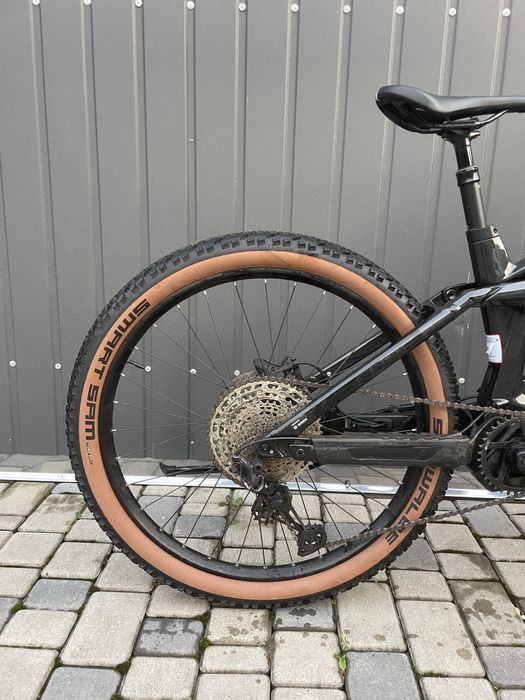 Прод  Німецький карбоновий електровелосипед двопідвіс Cube Stereo 140R