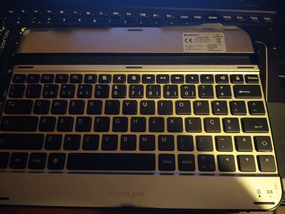 Teclado Bluetooth Silver Crest Custóias, Leça Do Balio E Guifões • OLX