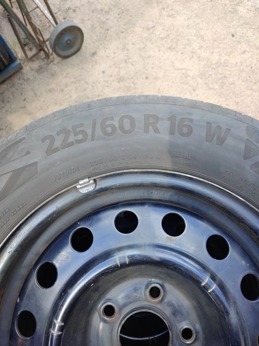 Шины 225/60/16 Continental Eco Contact 6