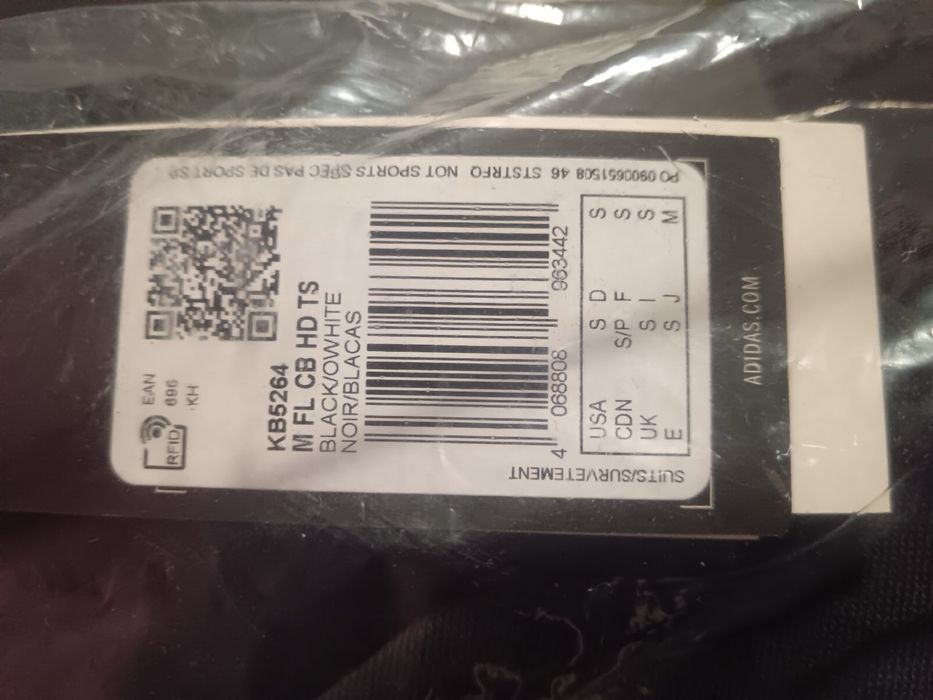 Спортивний костюм adidas