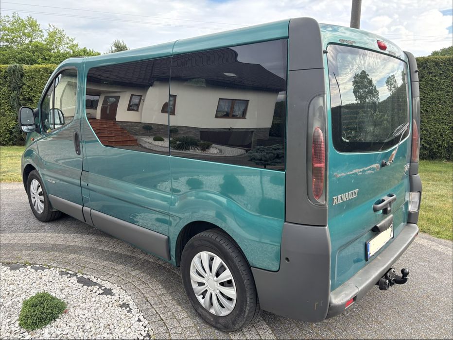 Renault trafic 1.9dci 9osobowy klimatyzacja nawiewy tył