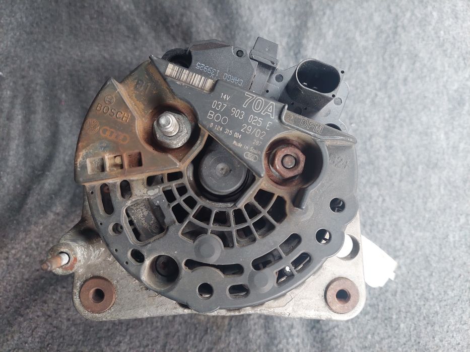 Генератор VW Golf IV Bora Skoda Audi
