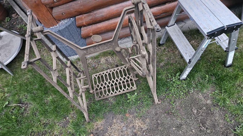 Nogi od maszyny do szycia Veritas