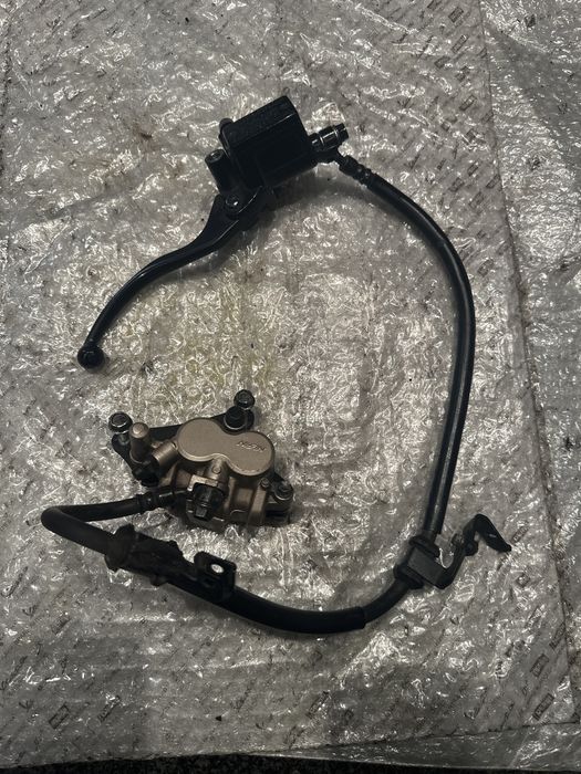 Honda CBR 125 R Pompa Hamulcowa Klamka Zacisk Hamulcowy Oplot cbf