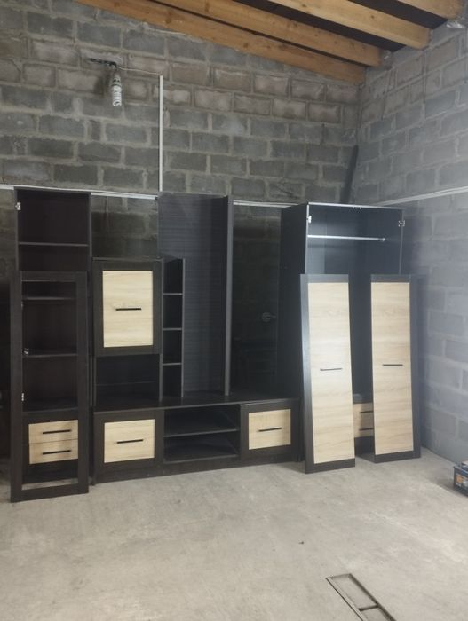 Продам стінку в гарному стані!