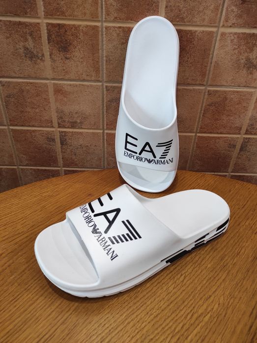 Emporio Armani 42, 43 шльопанці, шлепанцы, сланцы оригинал .