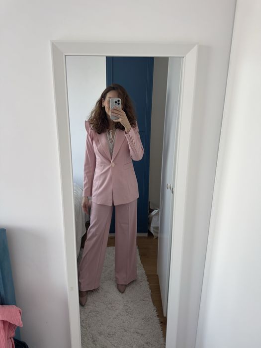 Garnitur taranko premium 34 różowy damska marynarka i spodnie