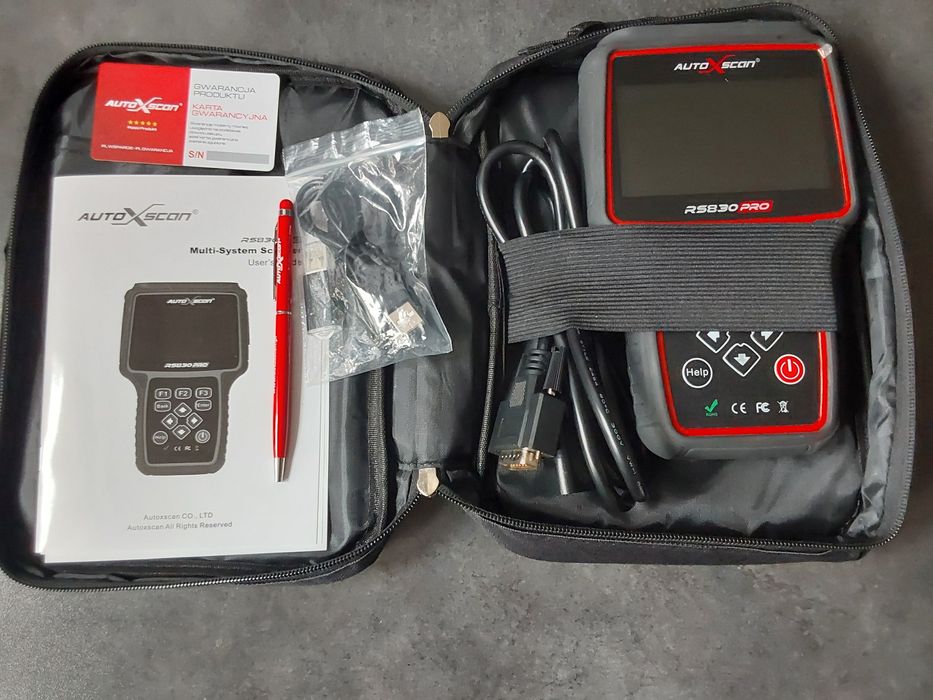Profesjonalny tester diagnostyczny RS830PRO