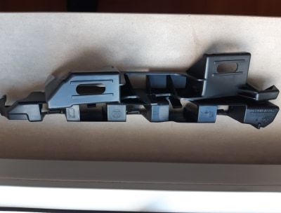 Suporte de Pára-Choques Citroen C4 - 2008 - Lado direito