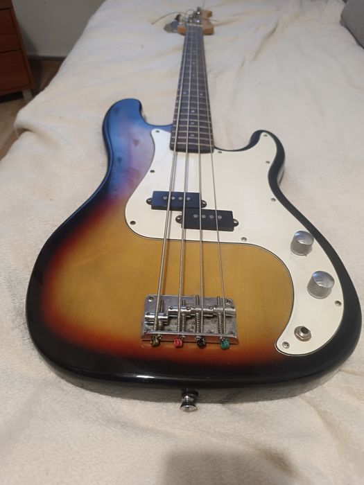 Santander Precision Bass (Sunburst)