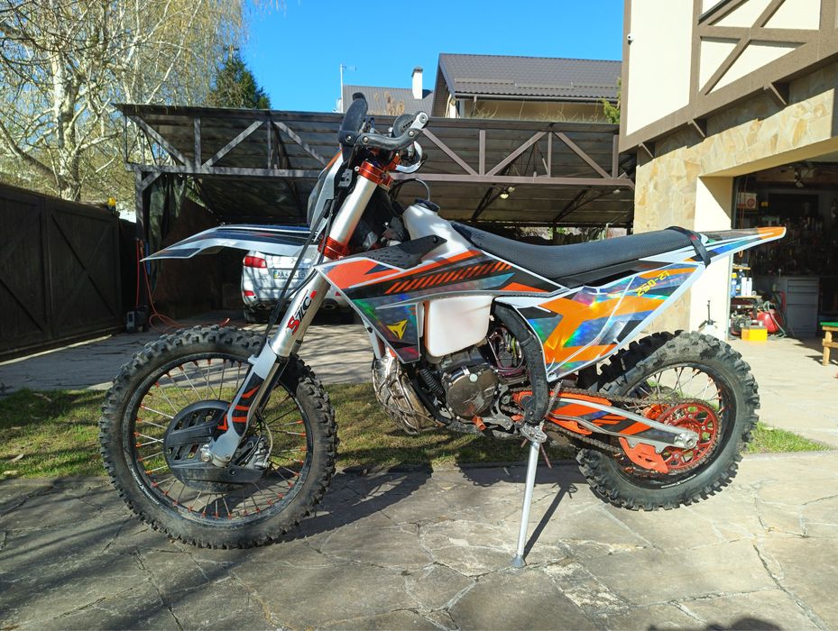 Kovi pro 2t 250 2025 року