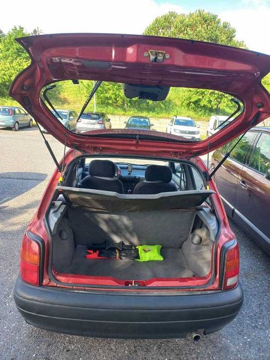 Vendo Nissan Micra em excelente estado mecânico