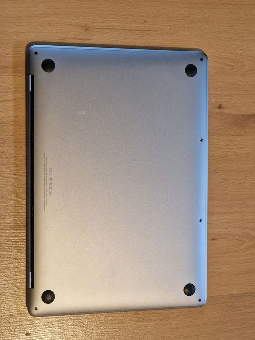 Macbook Pro A1708 uszkodzony
