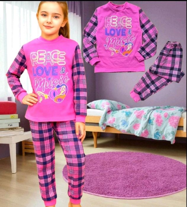 Пижама для дівчинки.