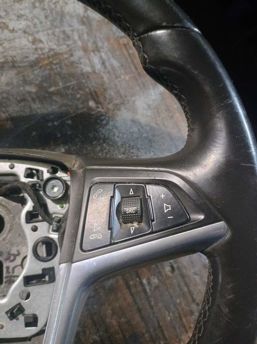 Kierownica Multifunkcja Skóra Opel Insignia A itp.
