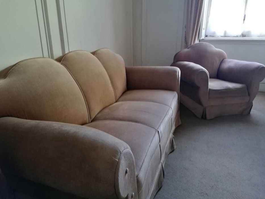 Sofá 3 lugares e poltrona vintage