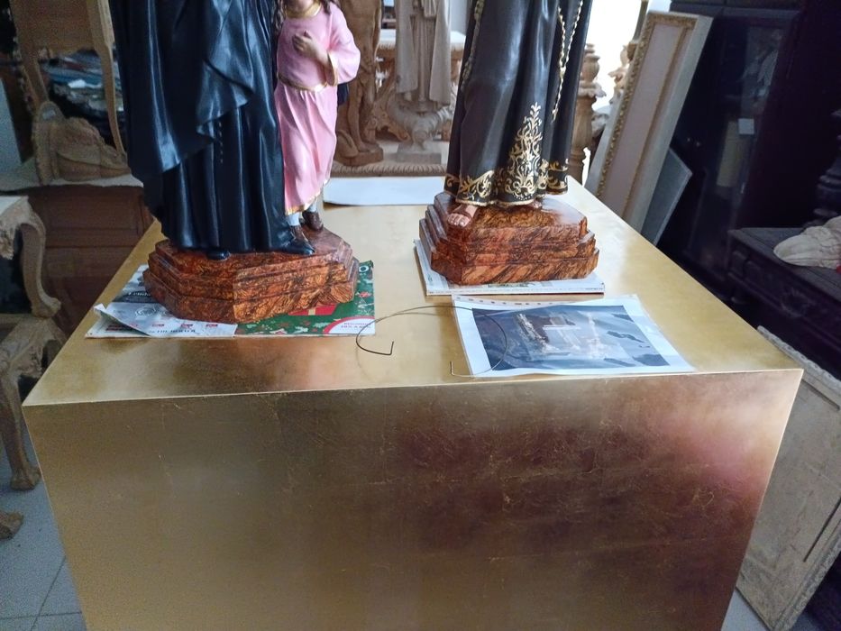 Mesa decoração dourada