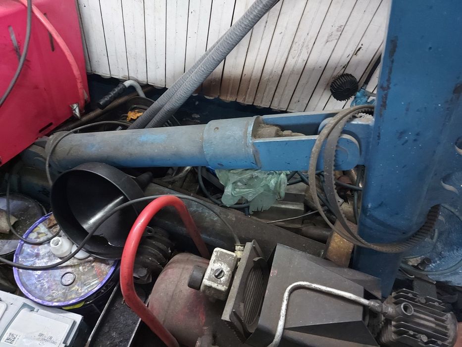 Docer koń 50t do naprawy karoserii samochodowej