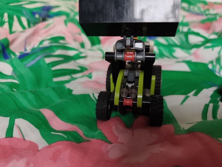 LEGO Technic Ładowarka