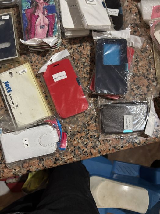 Lote de capinhas telefones antigos