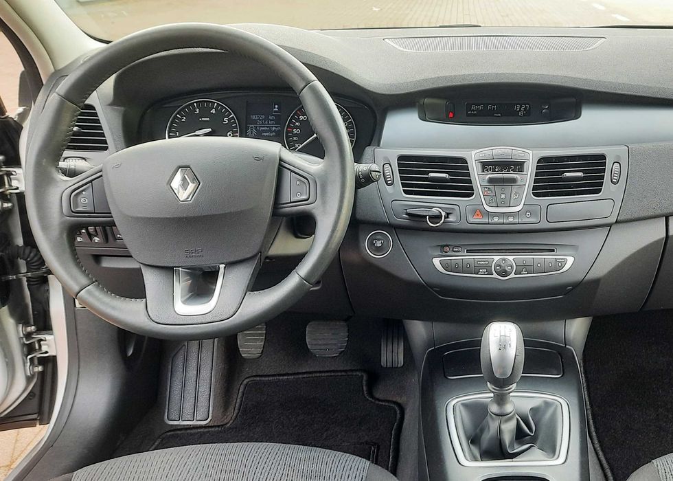 Śliczna LAGUNA 2.0 *tylko 183.000 km *ZERO RDZY *Serwis w ASO do końca