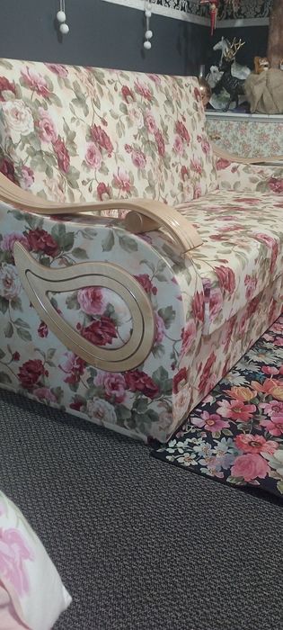 Wersalka kanapa sofa sprężyny kwiaty Angielskie róże BRW