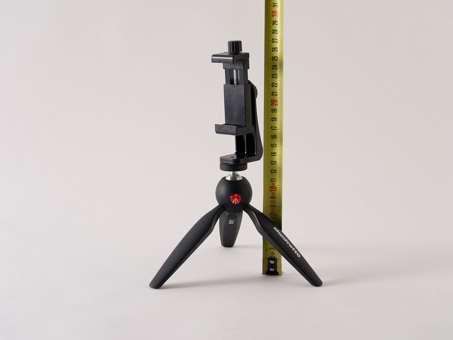 Mini tripé Manfrotto + suporte telemóvel