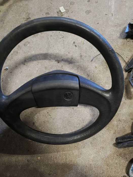 Kierownica stacyjka przełącznik wycieraczki volkswagen Golf mk3 1,4 1,