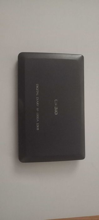 Записна книга,калькулятор.