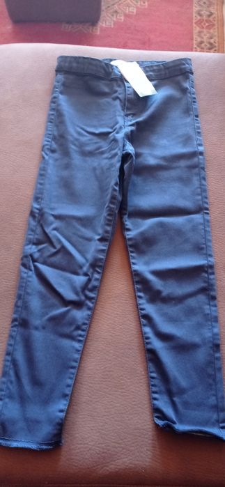 Calças da Lefties skinny novad