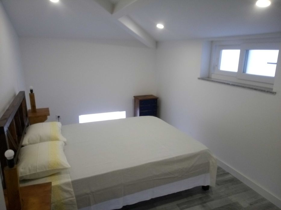 Casa mobilada para arrendar no Centro do Porto (T2)
