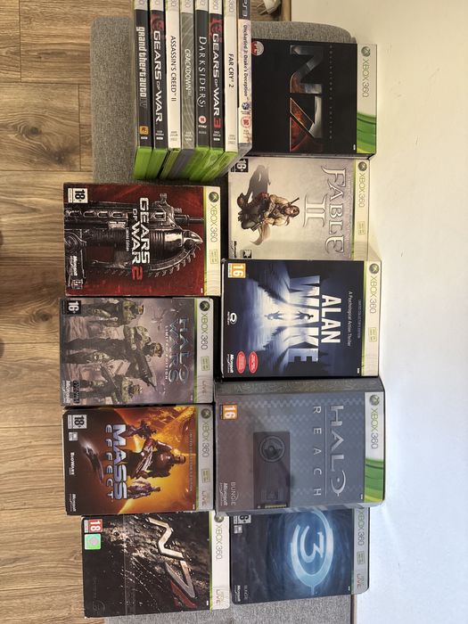 XBOX 360 Zestaw gier, edycja limitowana, Halo Wars, Halo 3, Halo Reach, Mass Effect 1-3, Alan Wake, Gears Of War 2, Fable 2,
