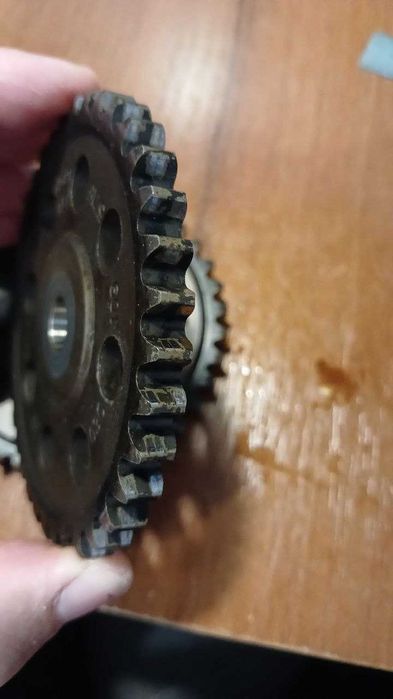 03C109571F VAG Шестерня распредвала