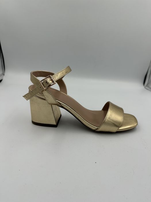 Sandały złote Anna Field 37