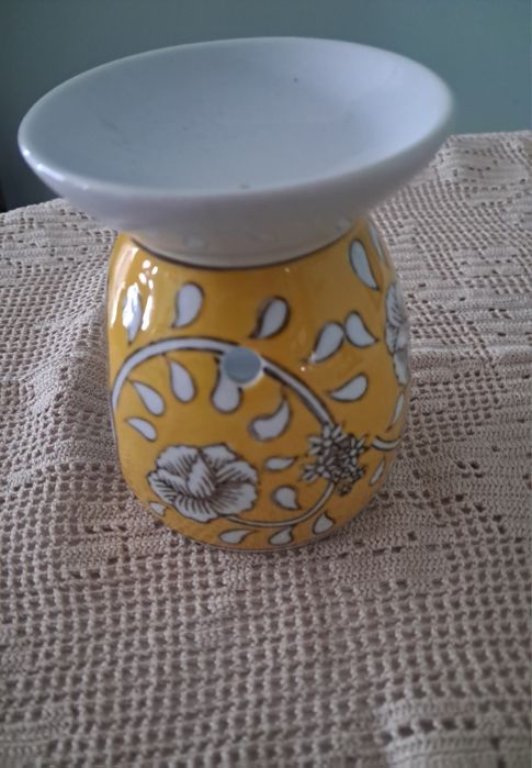 Queimador de óleos essenciais em cerâmica