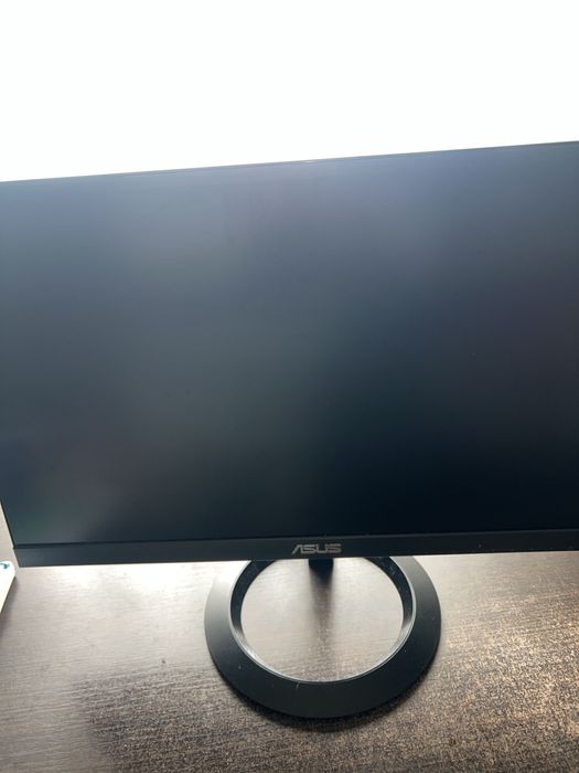 монітор asus в ідеальному стані